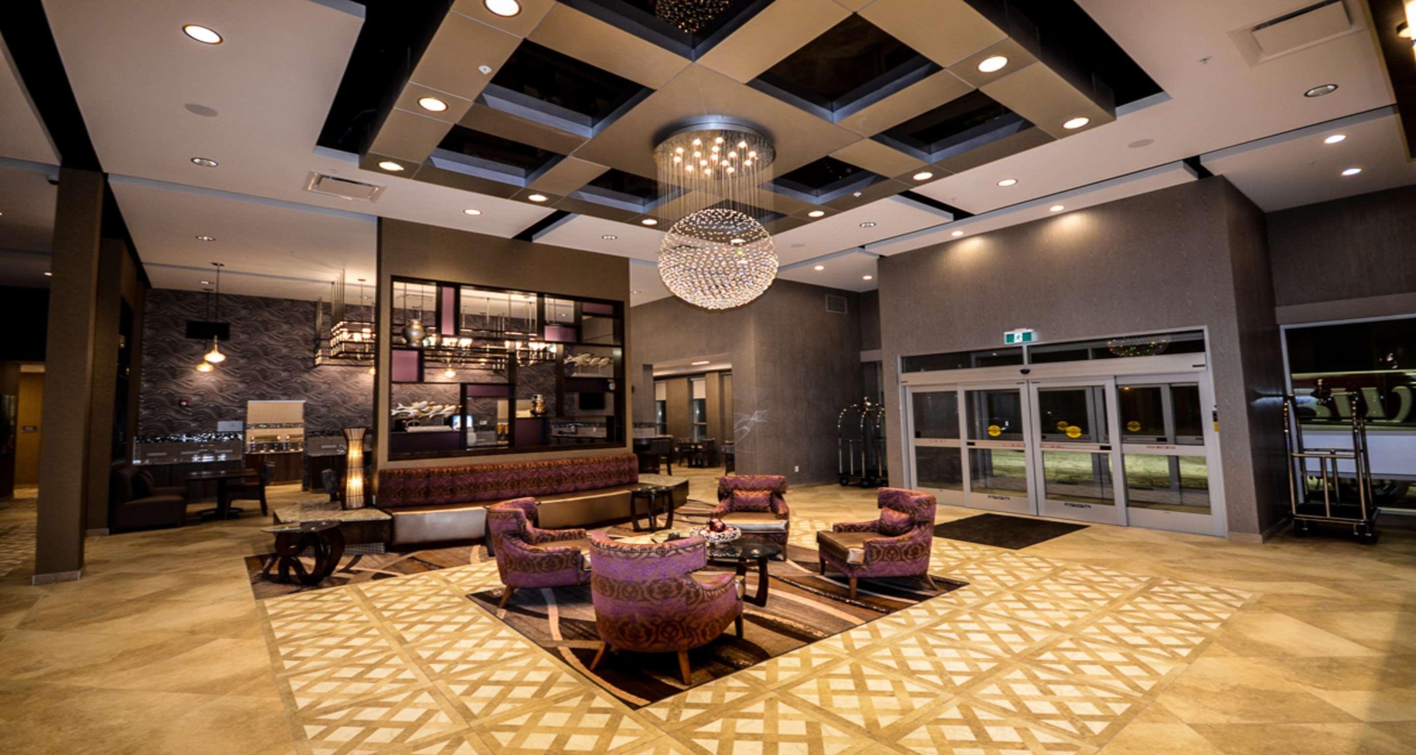Best Western Plus St. John'S Airport Hotel And Suites Екстериор снимка