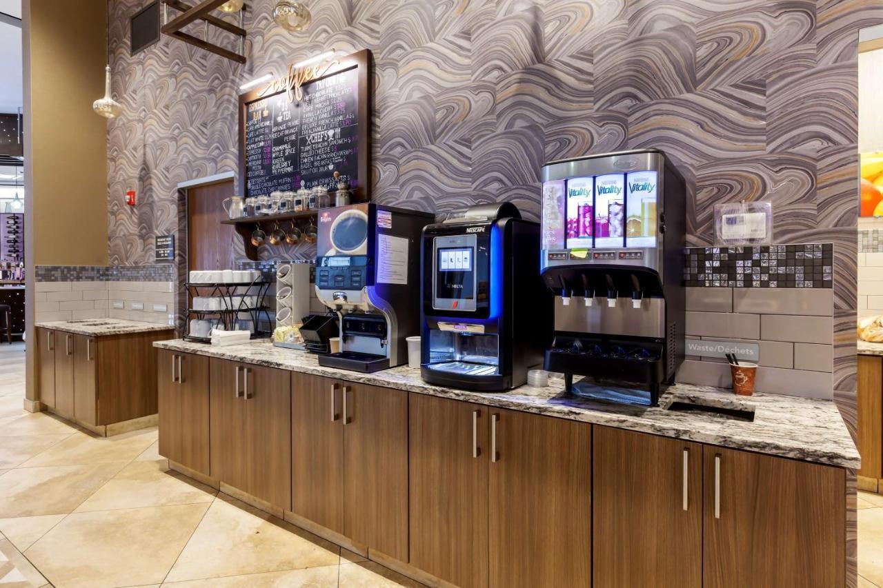 Best Western Plus St. John'S Airport Hotel And Suites Екстериор снимка